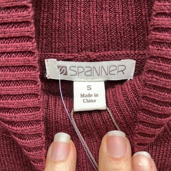 Spanner Burgundy/Wine Mock Neck Knit Sweater S - Picture 9 of 9